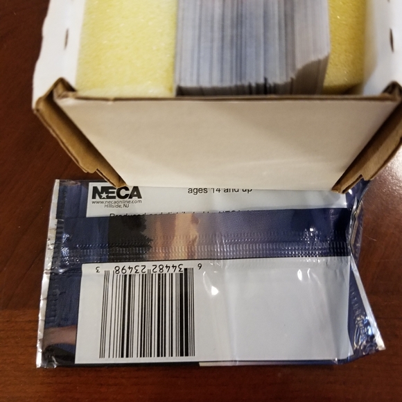 Twilight Breaking Dawn Part 1 Trading Cards - Picture 14 of 14